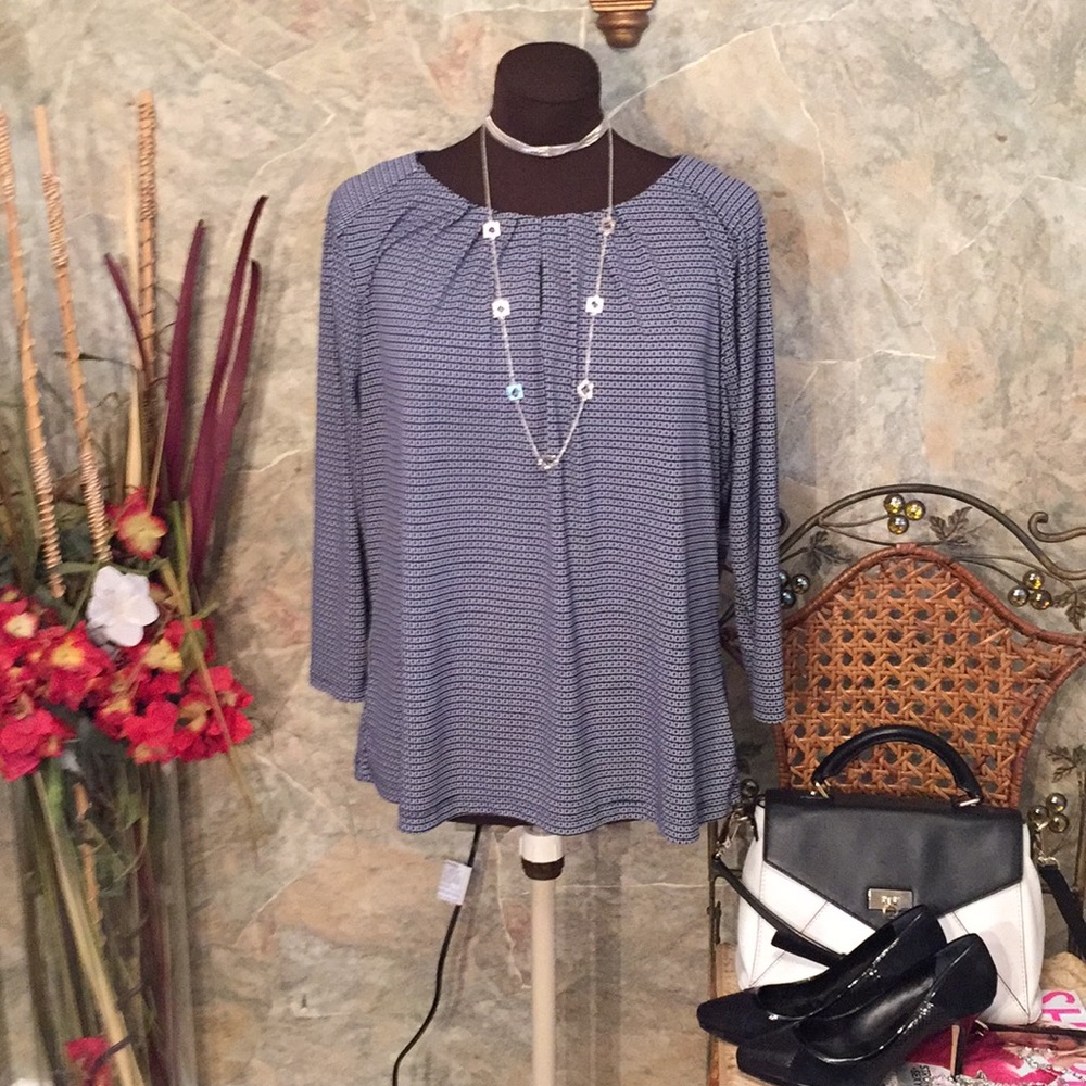 Liz Claiborne 🌹stunning shirt top blouse tunic